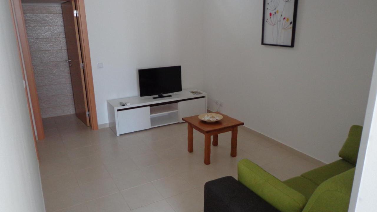 Nunes Apartments Mexilhoeira da Carregacao エクステリア 写真