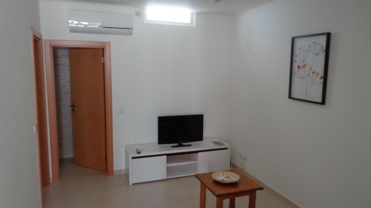 Nunes Apartments Mexilhoeira da Carregacao エクステリア 写真