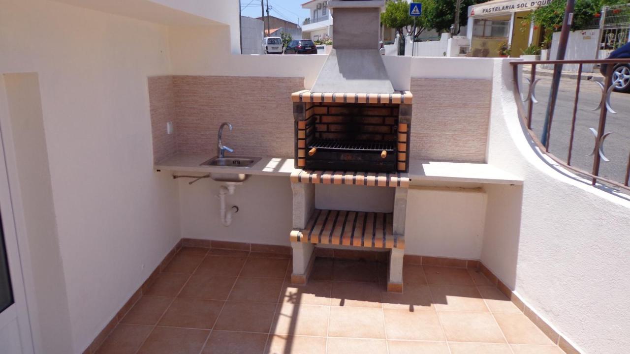 Nunes Apartments Mexilhoeira da Carregacao エクステリア 写真