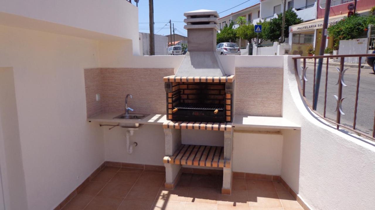 Nunes Apartments Mexilhoeira da Carregacao エクステリア 写真