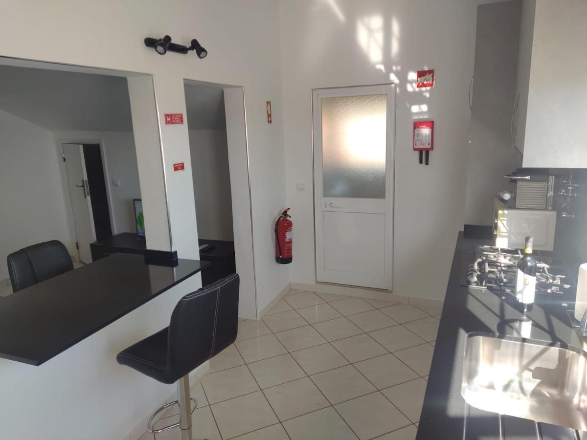 Nunes Apartments Mexilhoeira da Carregacao エクステリア 写真